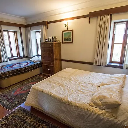 阿廷塞斯麦里克纳克酒店 3*