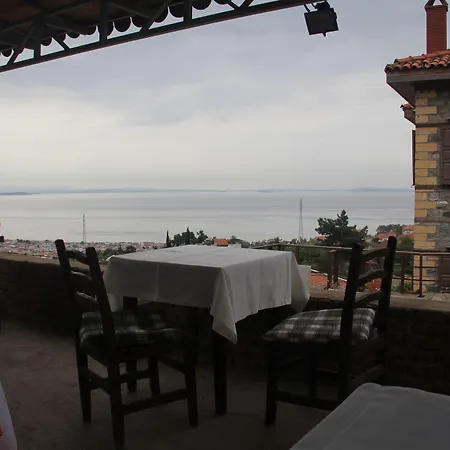 阿廷塞斯麦里克纳克酒店 Altınoluk