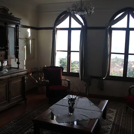 Altin Cesmeli Hotel 3*
