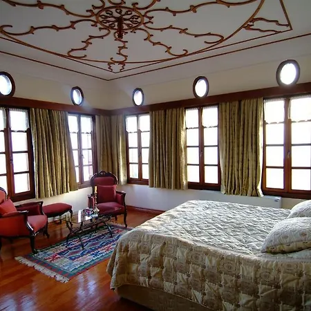 Altin Cesmeli Hotel
