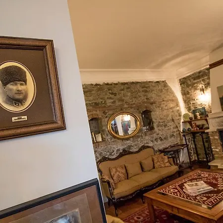 Altin Cesmeli Hotel 3*
