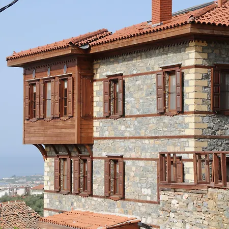 Hotel Altin Cesmeli 3*
